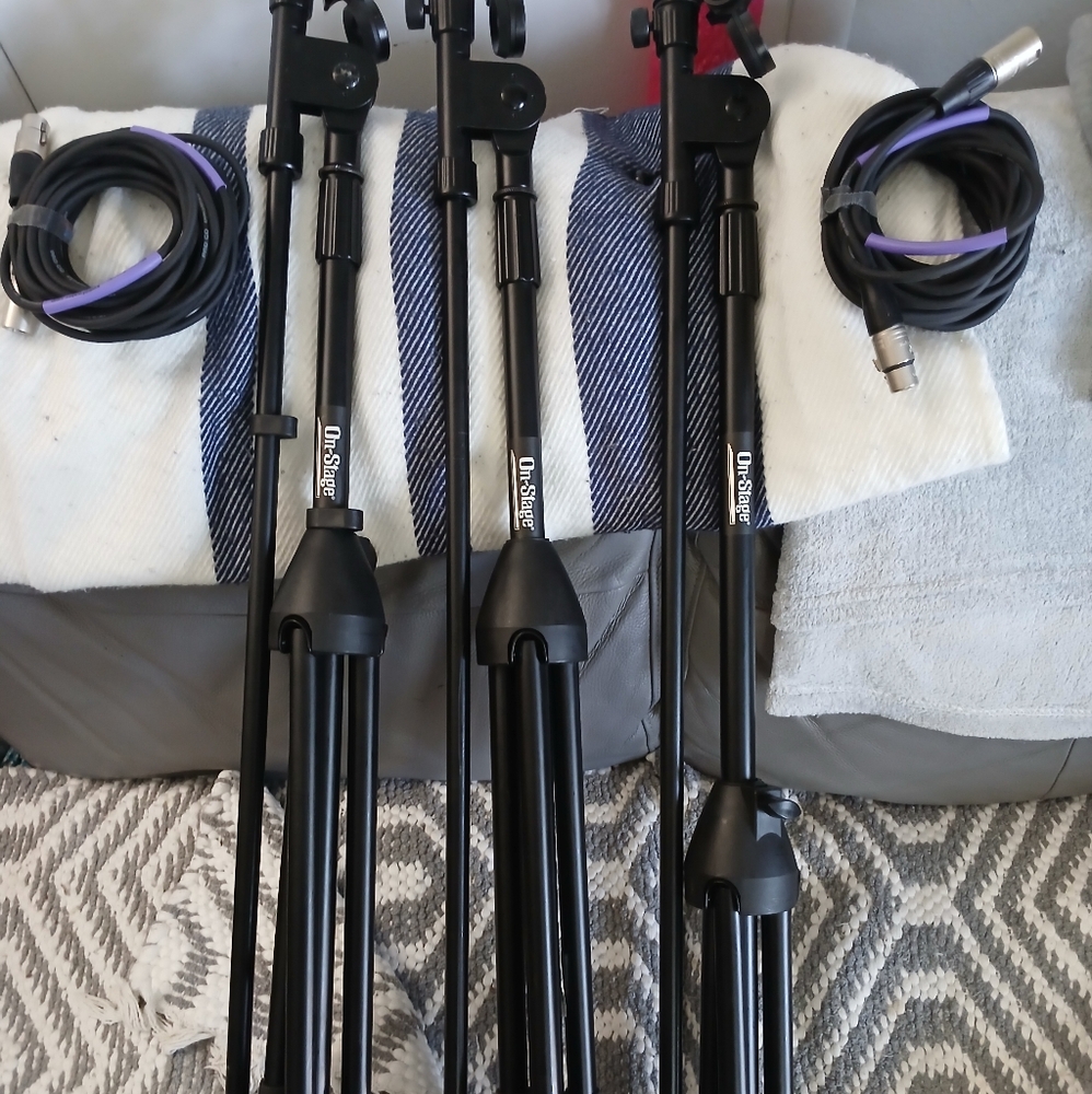 Mic.stands